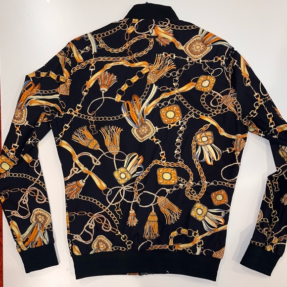Black & Gold Chain Link Printed Jacket - Picture 3 of 4
